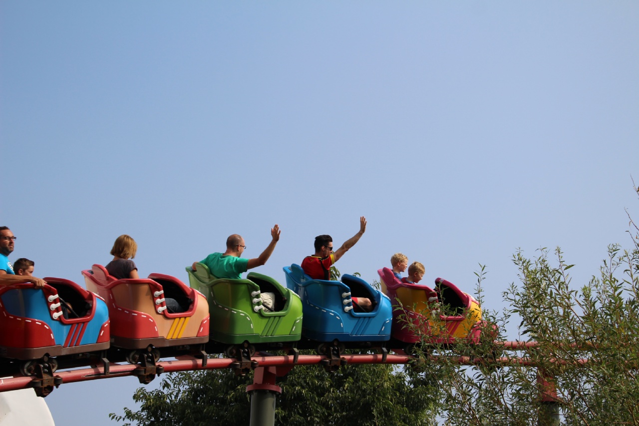 K3 Rollerskater Plopsaland De Panne Pretparken.be